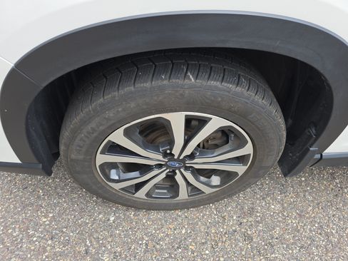 Used 2023 Subaru Forester Limited AWD/4WD image 11