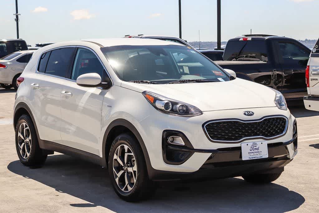 Used 2021 Kia Sportage LX AWD/4WD image 3