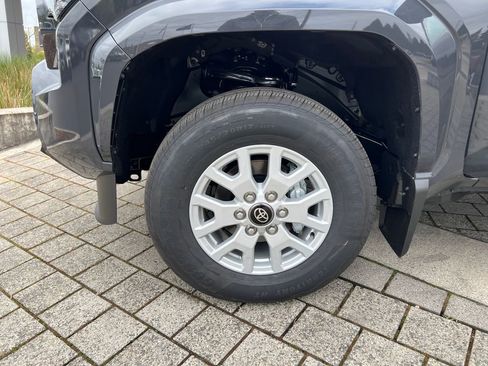 New 2026 Toyota Tacoma SR5 AWD/4WD image 18