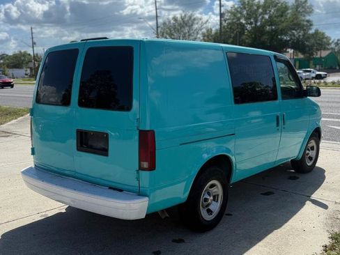 Used 2001 Chevrolet Astro image 4