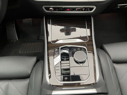 Certified 2025 BMW X5 xDrive40i image 11