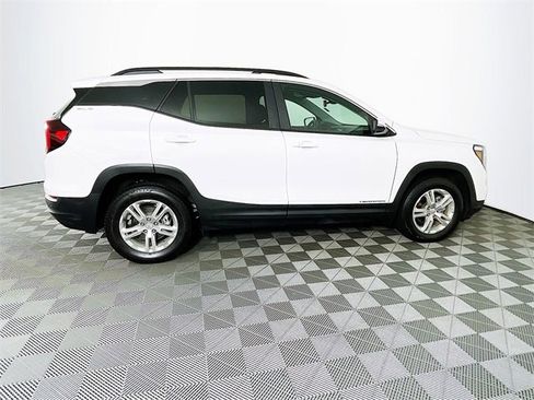 Certified 2023 GMC Terrain SLE w/ Driver Convenience Package image 10
