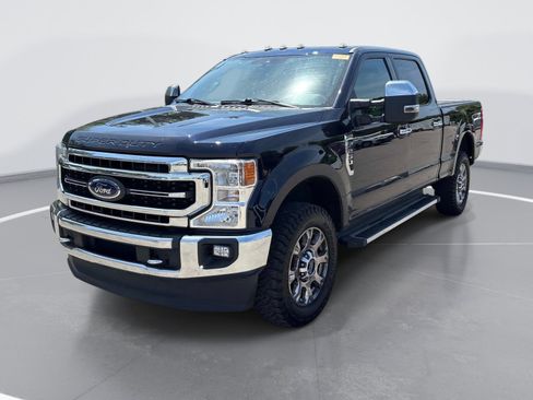 Used 2021 Ford F250 Lariat w/ Lariat Ultimate Package AWD/4WD image 3