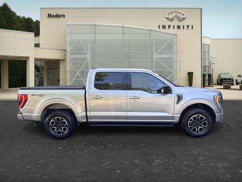 Used 2022 Ford F150 XLT w/ Equipment Group 302A High AWD/4WD image 4