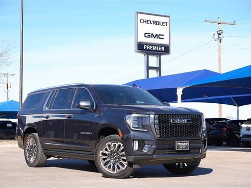 Used 2023 GMC Yukon XL Denali Ultimate image 1