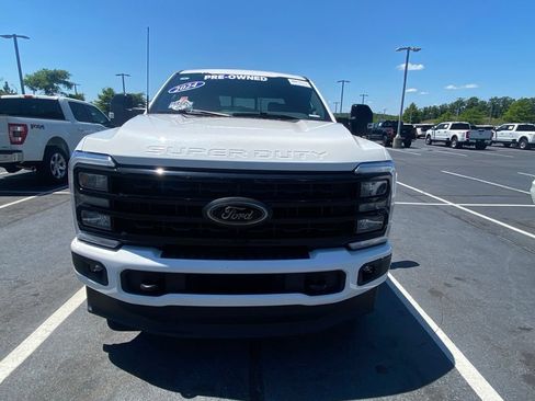 Used 2024 Ford F250 Lariat w/ Black Appearance Package AWD/4WD image 2