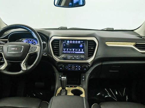 Used 2018 GMC Acadia Denali w/ Technology Package AWD/4WD image 15