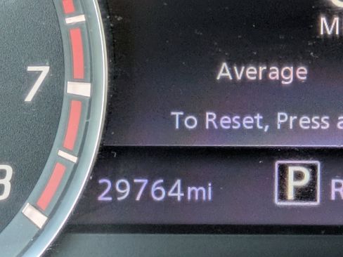 Used 2021 Nissan Titan SV w/ SV Convenience Package image 35