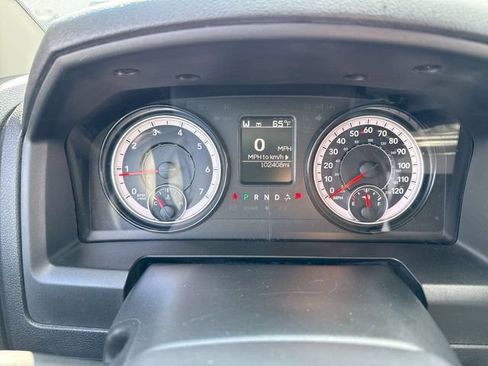 Used 2021 RAM 1500 Classic SLT AWD/4WD image 15