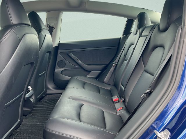 Used 2023 Tesla Model 3 Standard Range RWD image 12