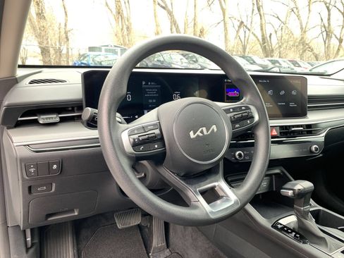 Used 2025 Kia K5 LXS FWD image 34