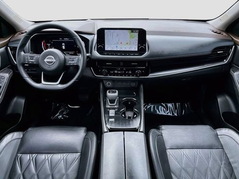 Used 2023 Nissan Rogue Platinum w/ Platinum Premium Package FWD image 29