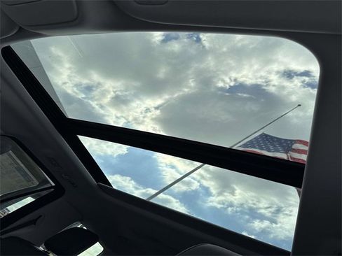 New 2025 Ford Expedition Active image 23