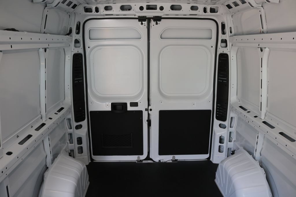New 2026 RAM ProMaster 2500 w/ Convenience Group FWD image 19