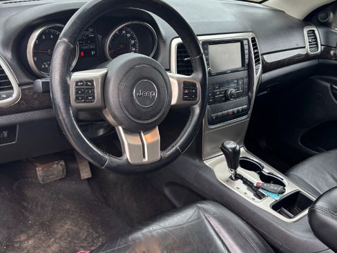 Used 2012 Jeep Grand Cherokee Laredo image 18