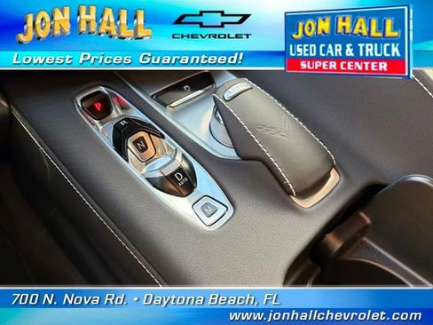 Used 2025 Chevrolet Corvette Stingray Coupe w/ 1LT image 30