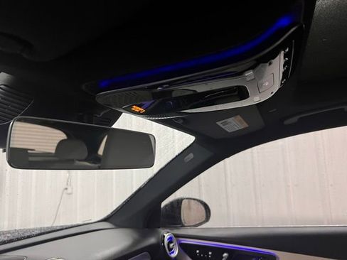 Used 2025 Mercedes-Benz GLC 350e 4MATIC image 34