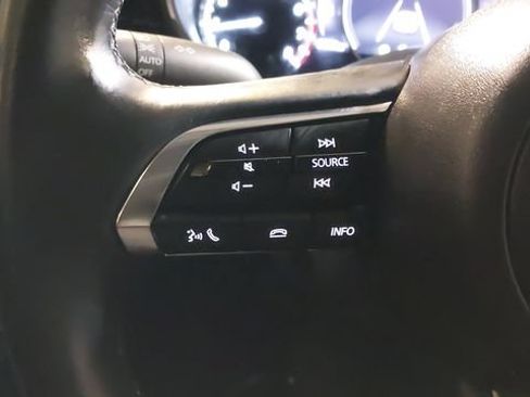 Used 2024 MAZDA MAZDA3 s FWD image 19