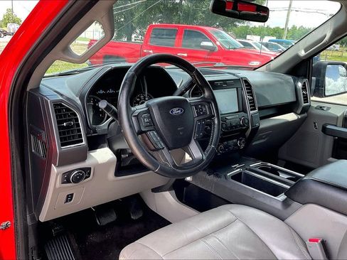 Used 2017 Ford F150 XLT w/ Equipment Group 301A Mid RWD image 14