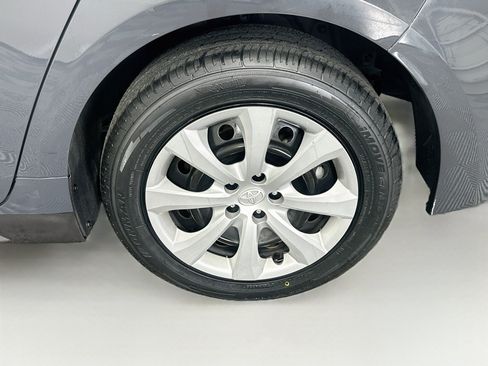 Used 2025 Toyota Corolla Hybrid Sedan FWD image 11