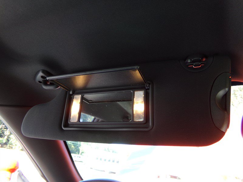 Used 2009 Dodge Challenger R/T RWD image 36