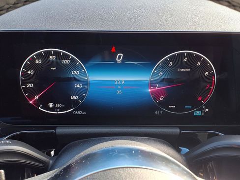 Used 2025 Mercedes-Benz GLA 250 4MATIC image 26