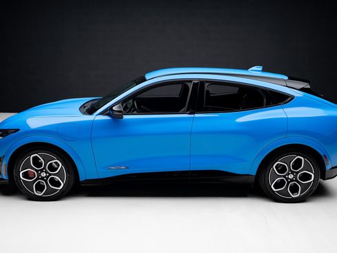 Used 2021 Ford Mustang Mach-E GT image 15