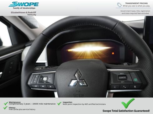 Used 2025 Mitsubishi Outlander SEL AWD/4WD image 13
