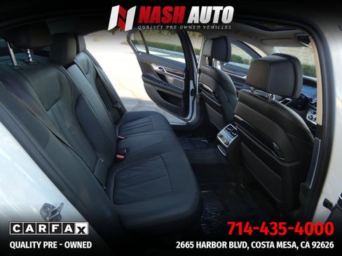 Used 2022 BMW 745e xDrive AWD/4WD image 38