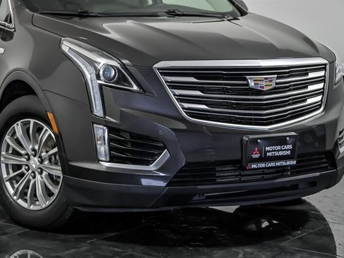 Used 2018 Cadillac XT5 Luxury AWD/4WD image 2