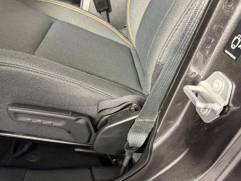 Used 2025 Jeep Wrangler Unlimited Sahara image 27