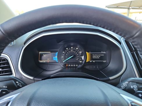 Used 2017 Ford Edge SEL w/ Equipment Group 201A image 11