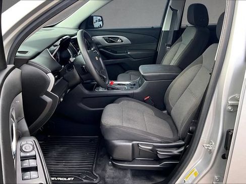 Used 2020 Chevrolet Traverse LS FWD image 22