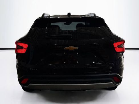 New 2026 Chevrolet Trax LT w/ Driver Confidence Package image 7