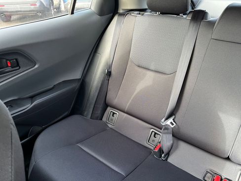 Used 2025 Toyota Prius LE image 36