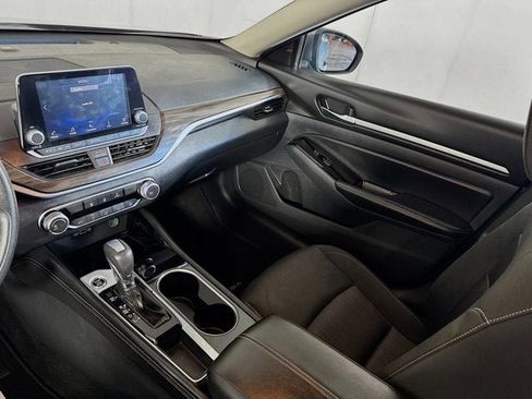 Certified 2023 Nissan Altima 2.5 SV image 22
