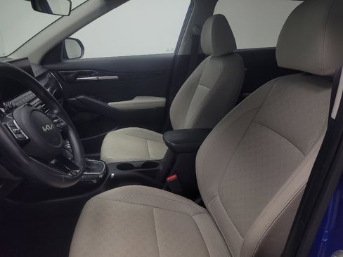 Used 2022 Kia Seltos EX AWD/4WD image 17