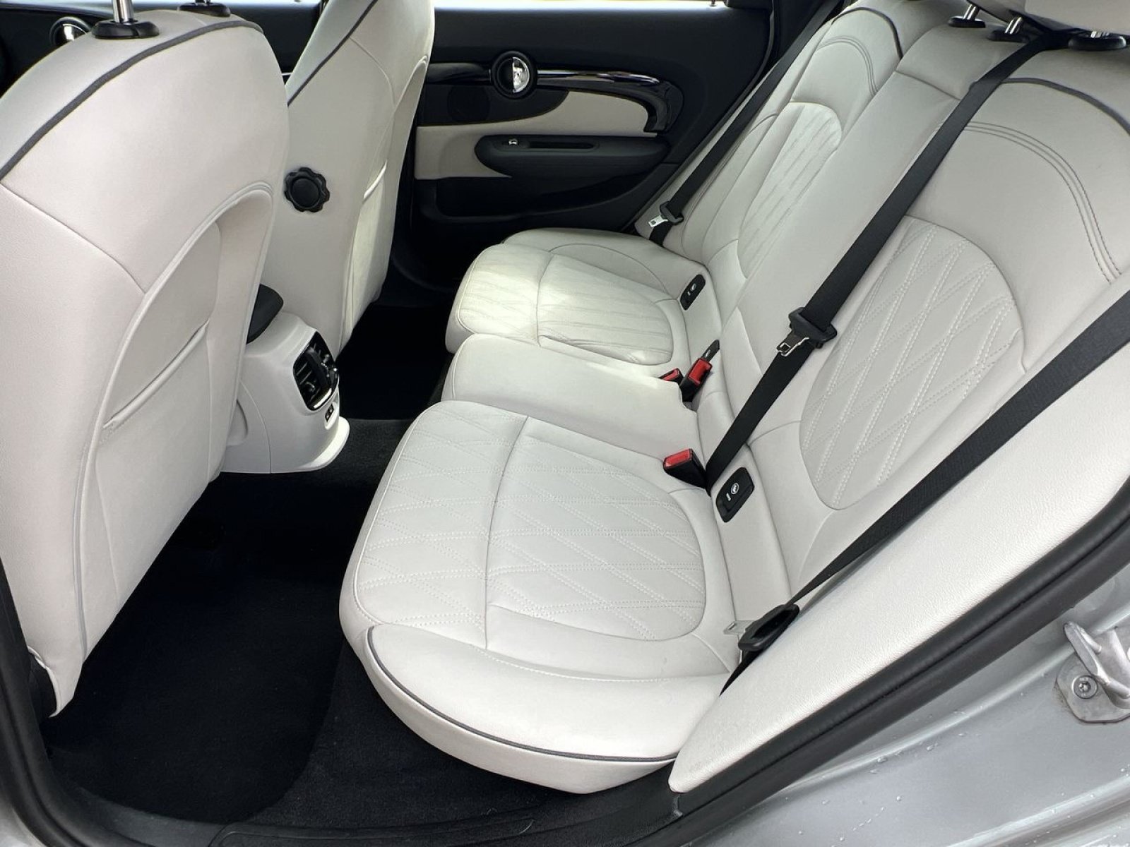 Used 2024 MINI Cooper Clubman John Cooper Works w/ Signature Upholstery Package AWD/4WD image 22