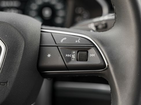 Certified 2025 Audi Q3 2.0T Premium w/ Convenience Package image 17