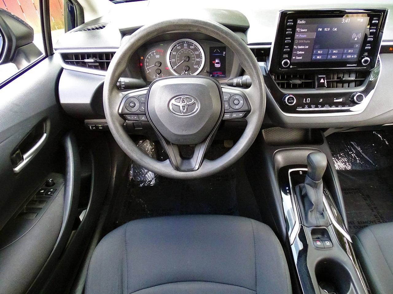 Used 2021 Toyota Corolla LE w/ LE Convenience Package FWD image 30