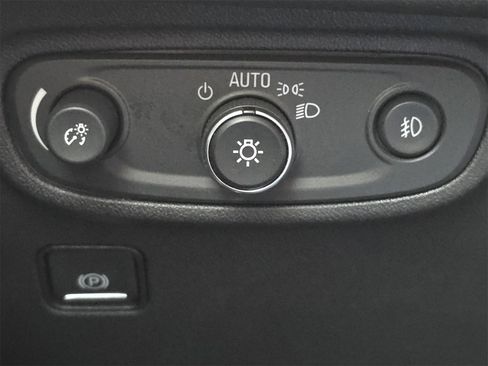 Used 2020 GMC Terrain Denali w/ Denali Premium Package image 19