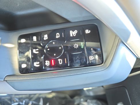 New 2025 Audi Q5 Premium Plus image 24