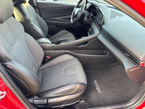 Used 2022 Hyundai Elantra N Line image 16