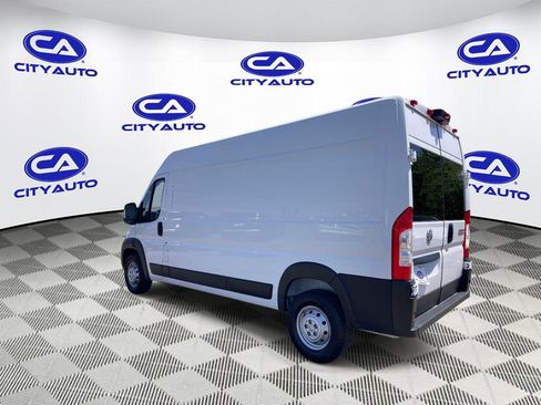 Used 2023 RAM ProMaster 2500 FWD image 5
