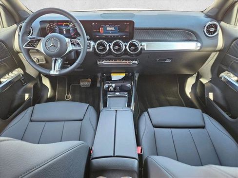 Certified 2026 Mercedes-Benz GLB 250 image 16