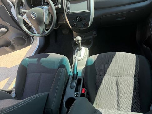 Used 2019 Nissan Versa SV image 18