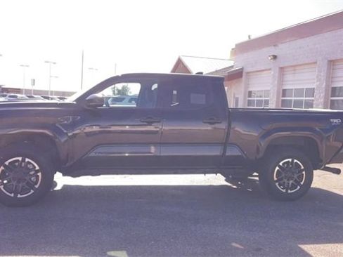 Used 2024 Toyota Tacoma TRD Sport image 6