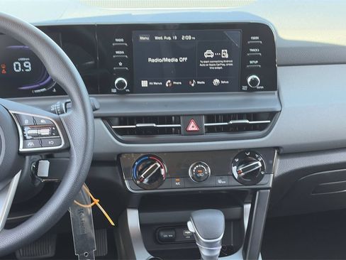 Used 2026 Kia Seltos LX FWD image 14