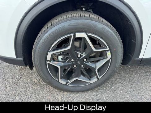 New 2025 Ford Escape Platinum w/ Premium Technology Package image 10