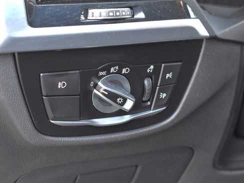Used 2019 BMW X3 sDrive30i RWD image 16